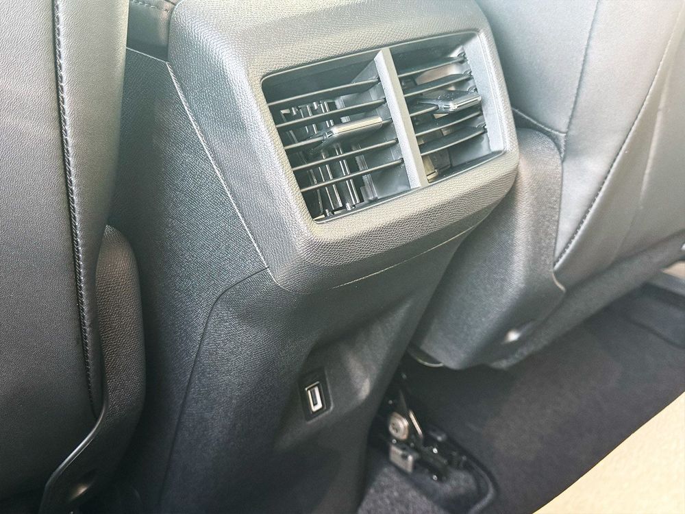Miniatura C5 Aircross 24